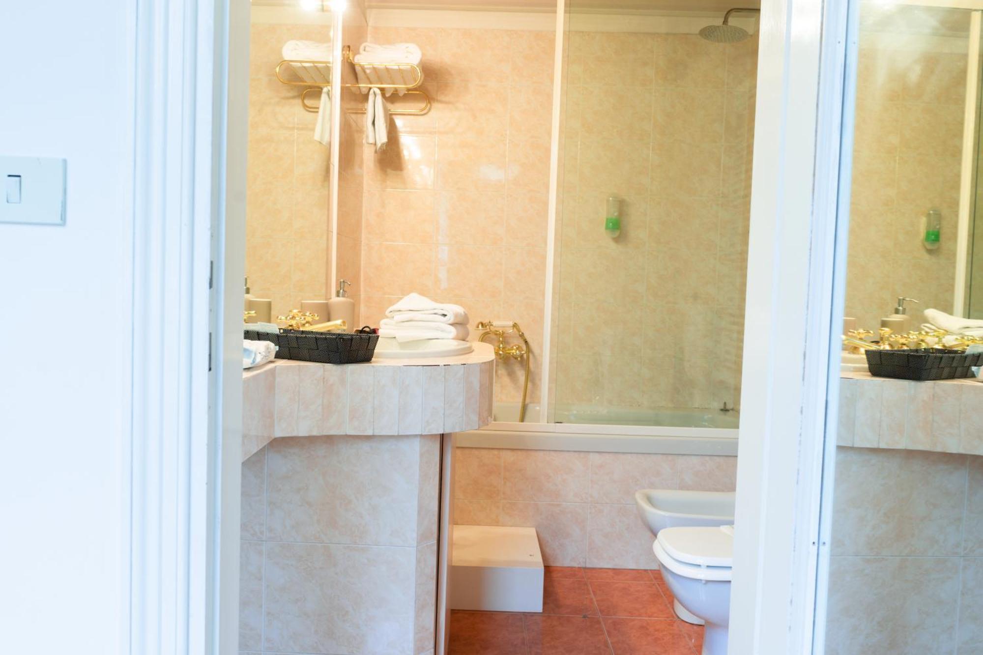 Citystay I Indipendenza Grand Apartment Bolonya Dış mekan fotoğraf